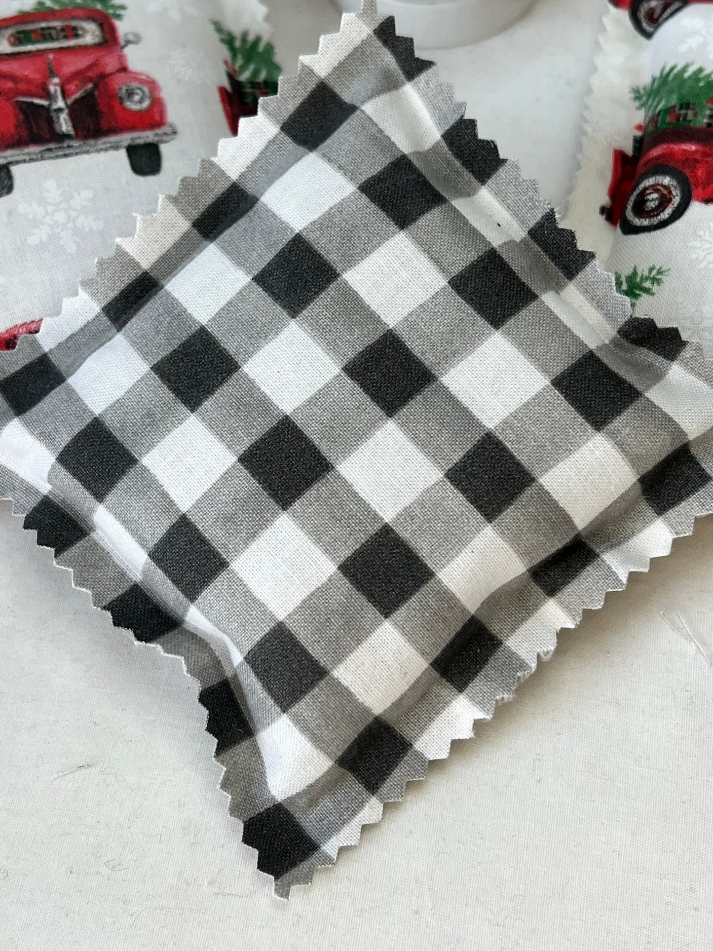 Set of 3 Christmas Mini Pillows