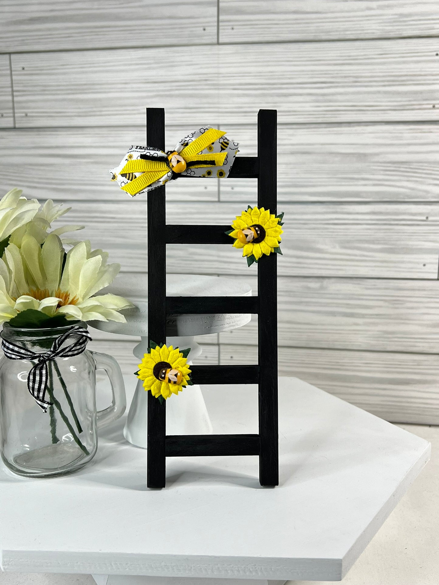 Bee Ladder