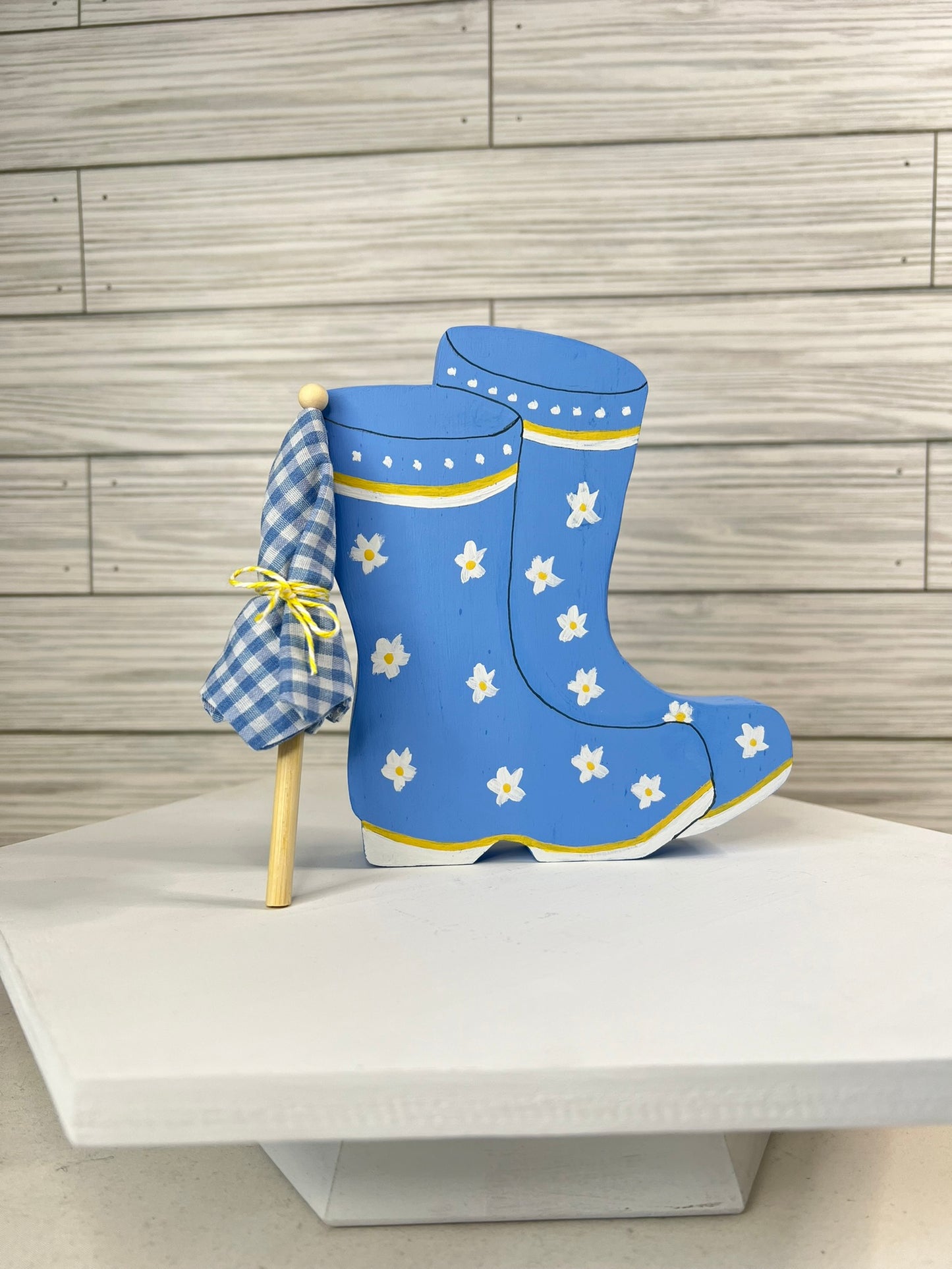 Rain Boots with Umbrella Shelf Sitter
