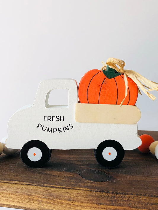 Mini Farmhouse Pumpkin Truck