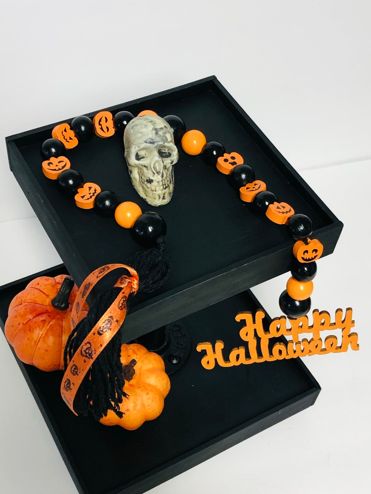 Classic Pumpkin Beaded Garland