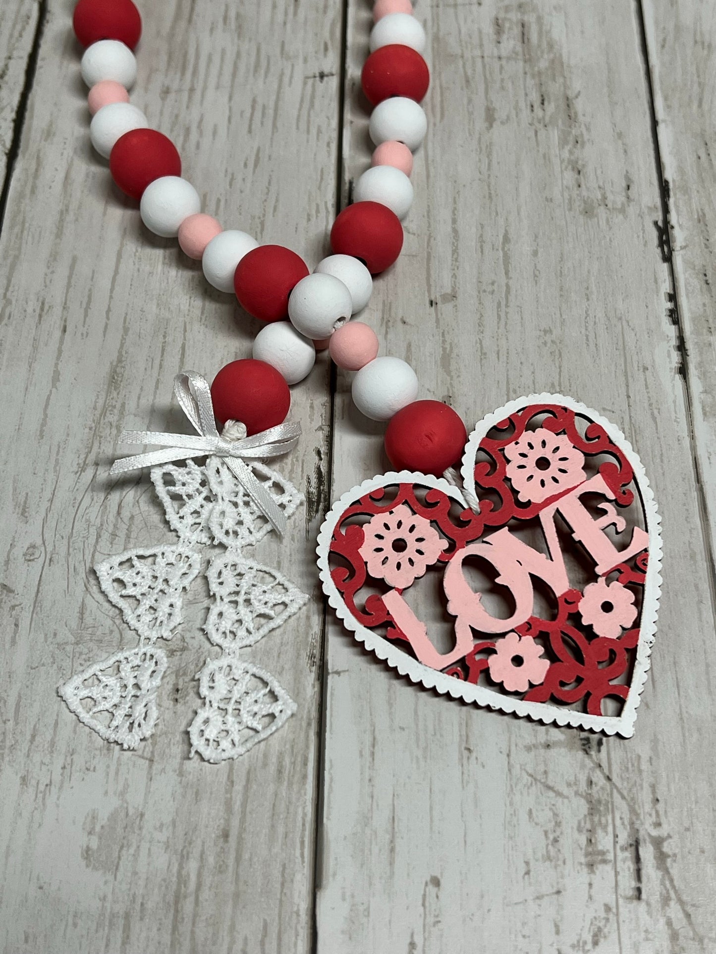 LOVE pink/white beaded garland