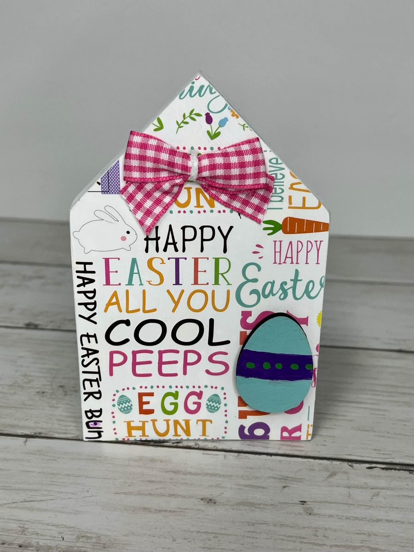 Easter Egg Hunt Sign and Beaded Garland