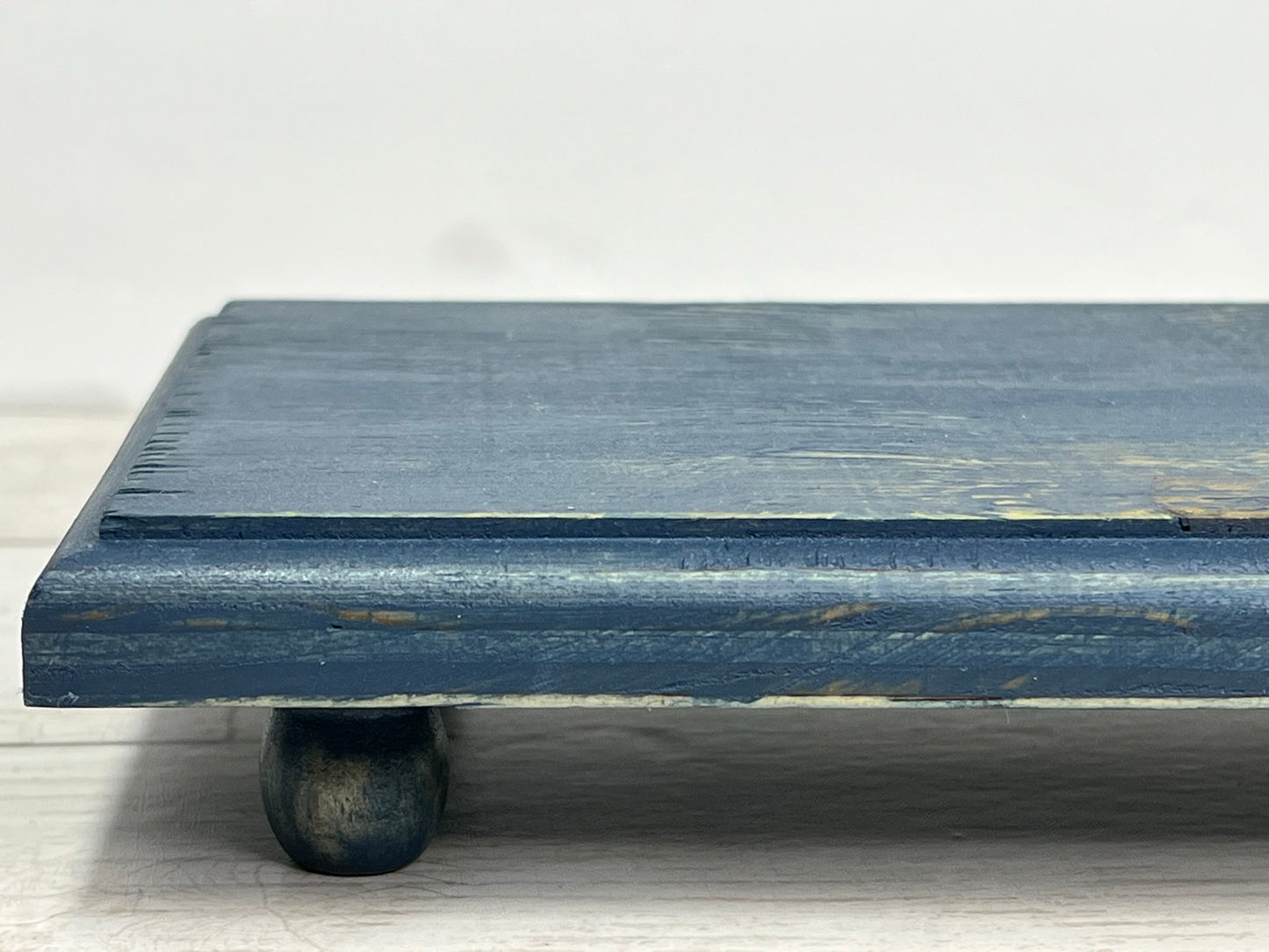 Small Worn Navy Counter Riser