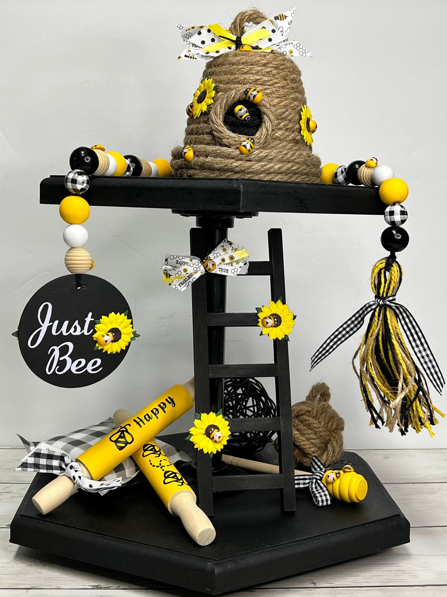 Bee Ladder