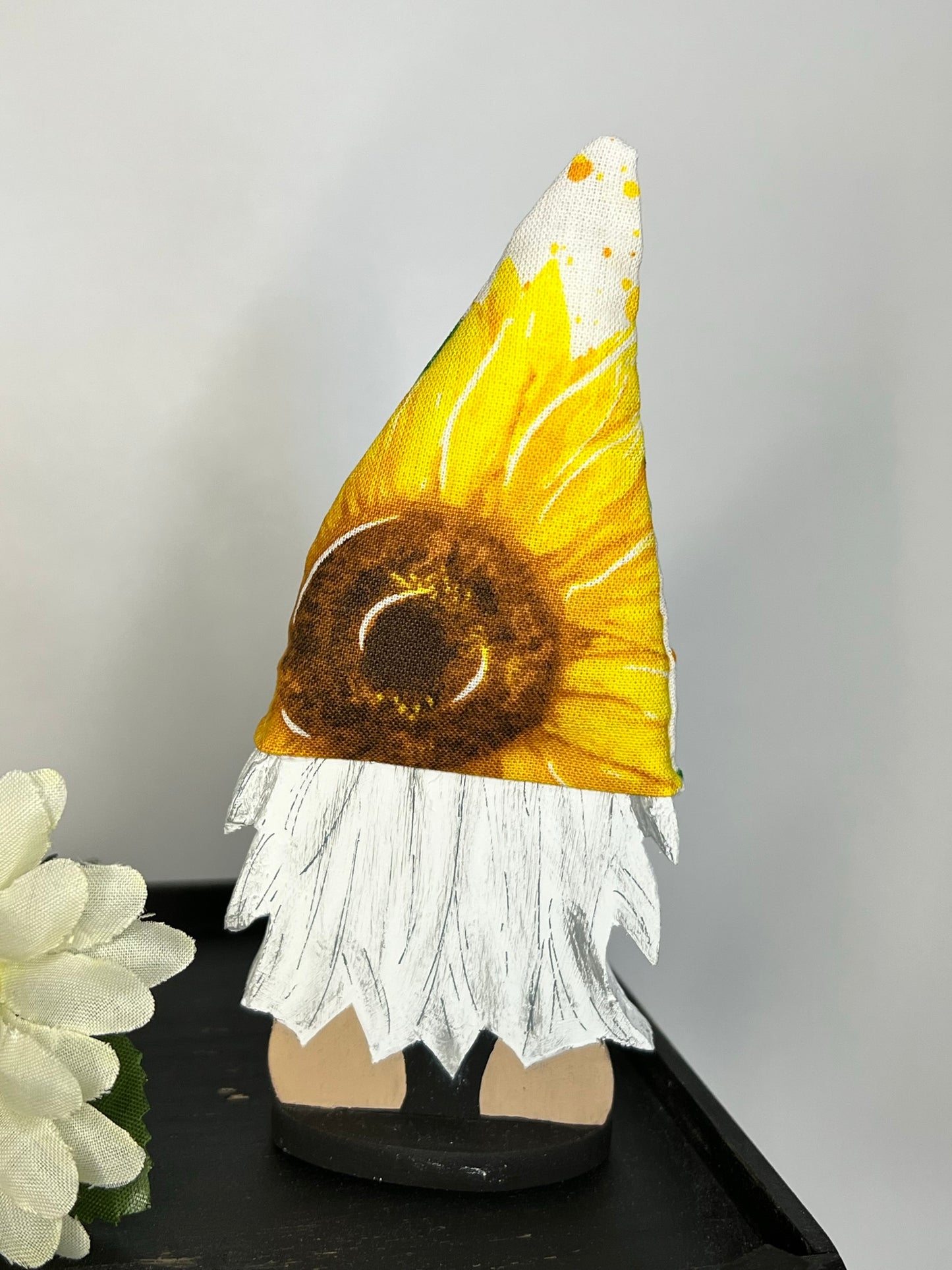 Sunflower Gnome