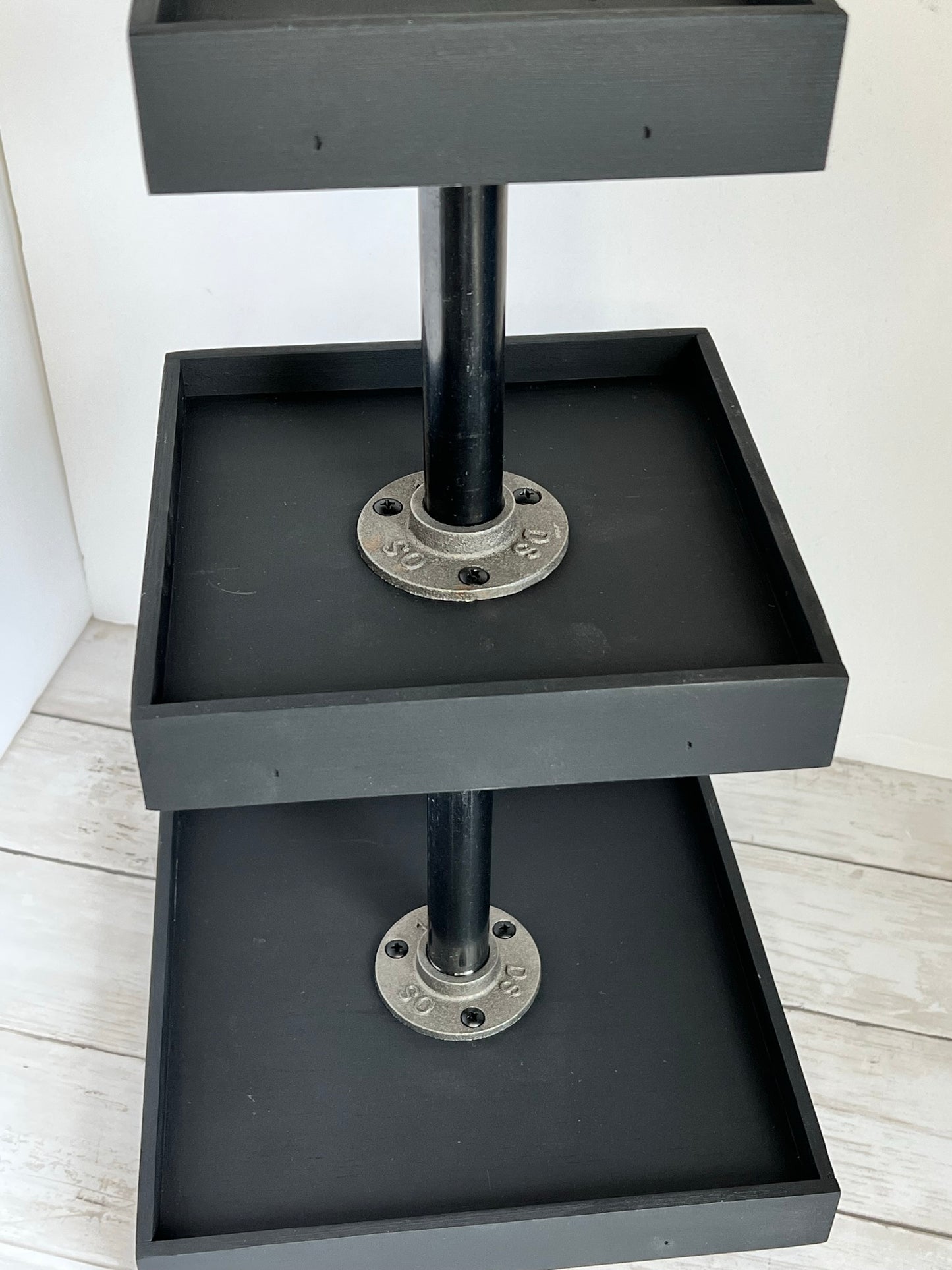 Large Square Three Tier Tray (black)