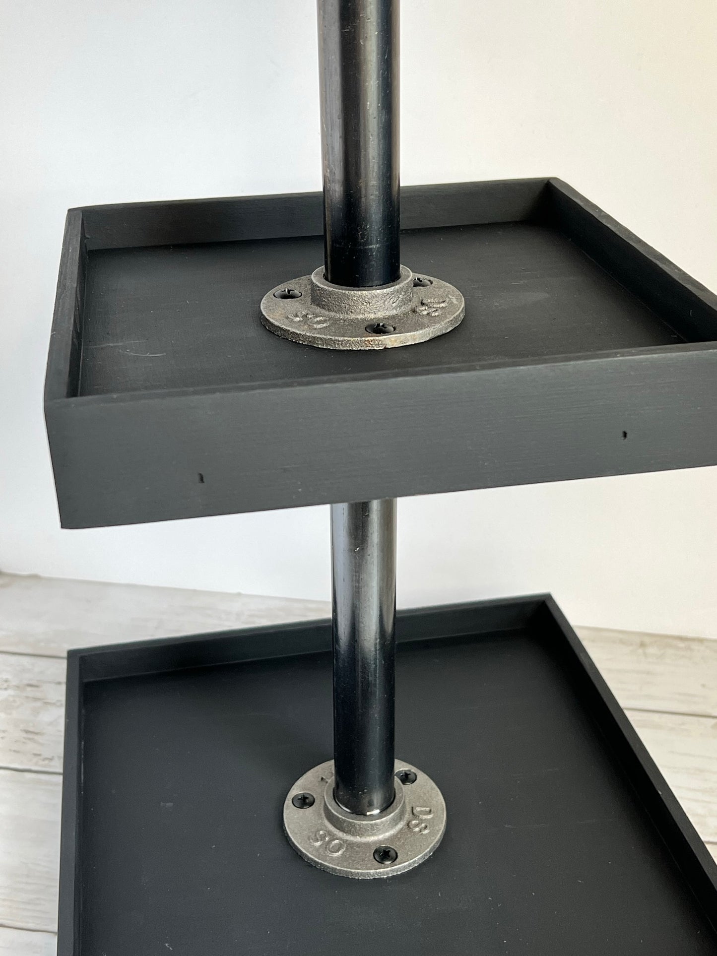 Large Square Three Tier Tray (black)