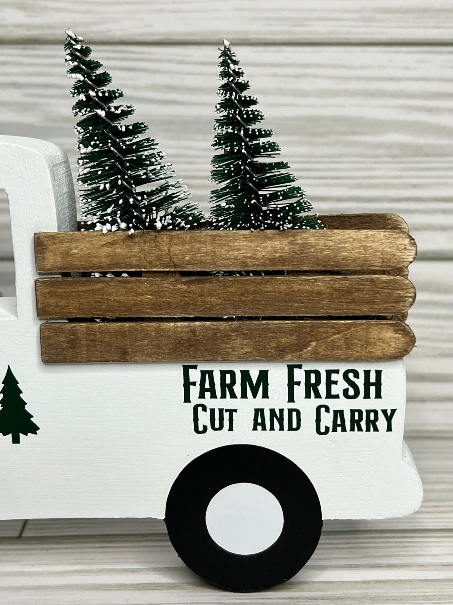Christmas Tree Farm Truck White/Green