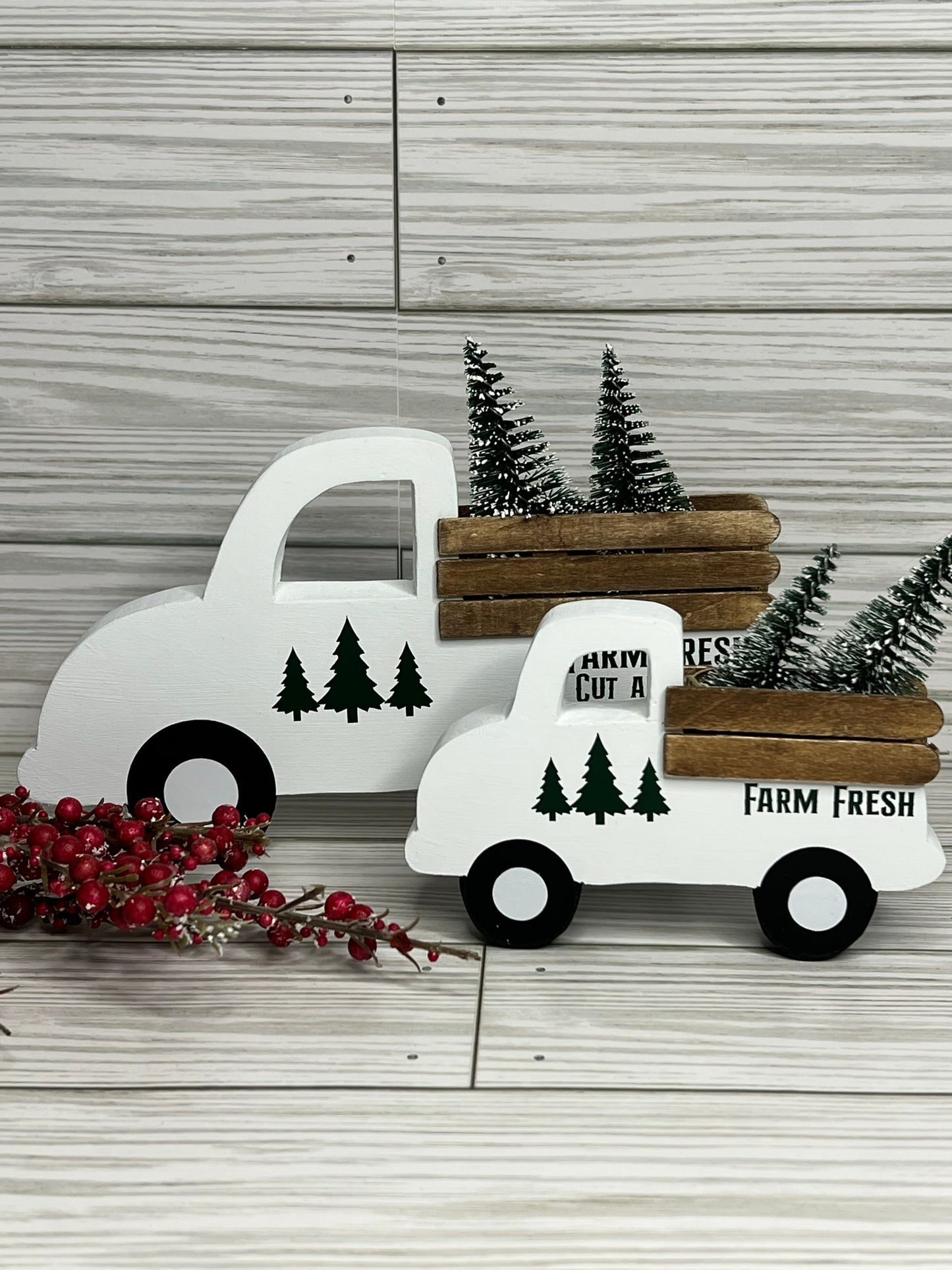 Christmas Tree Farm Truck White/Green