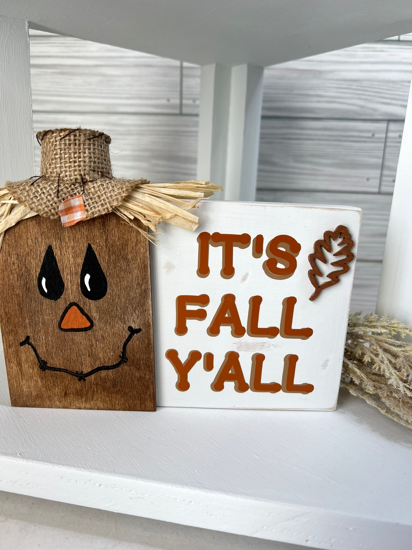 It's Fall Y'all Scarecrow Sign