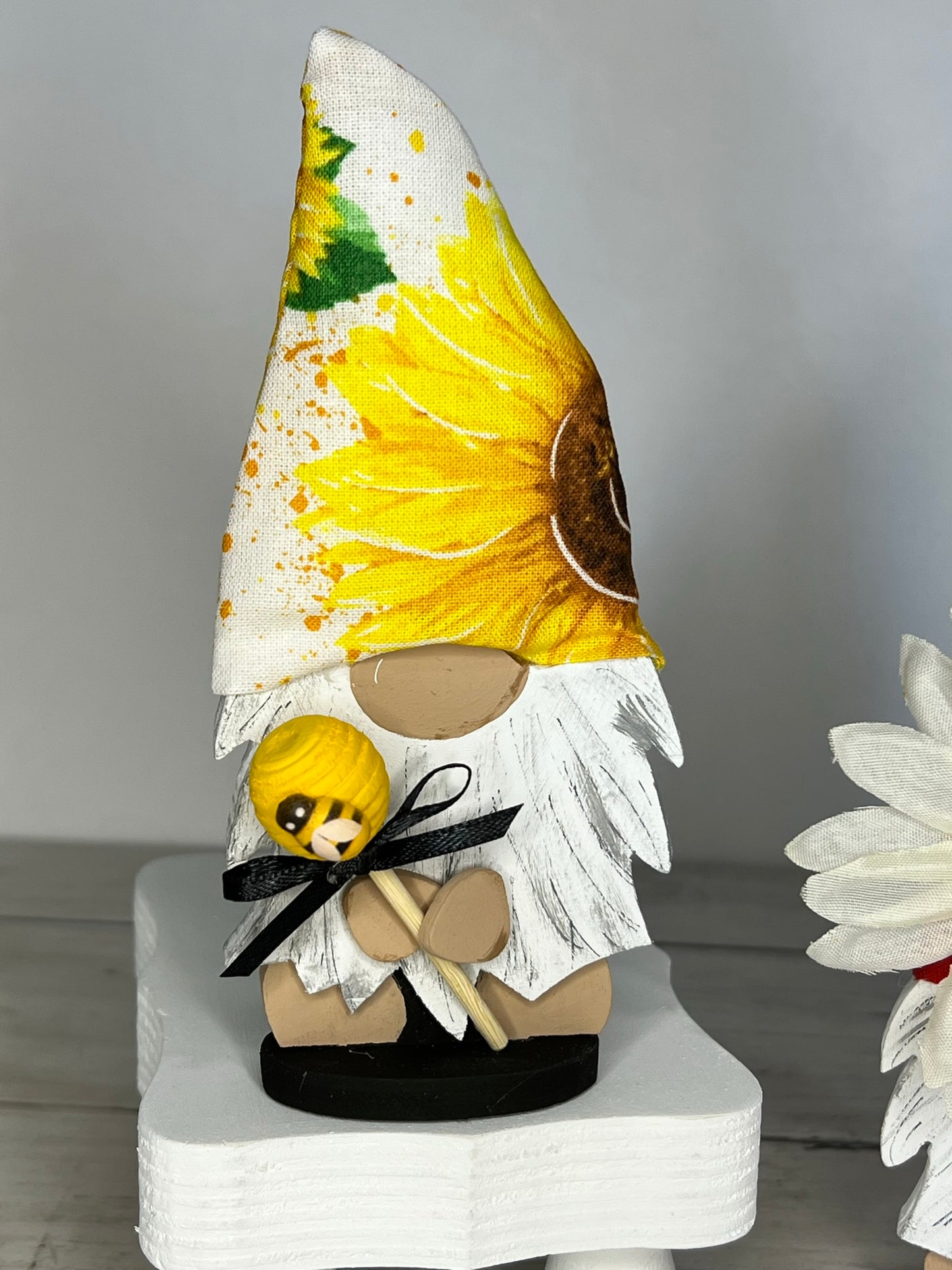 Sunflower/LadyBug Gnome