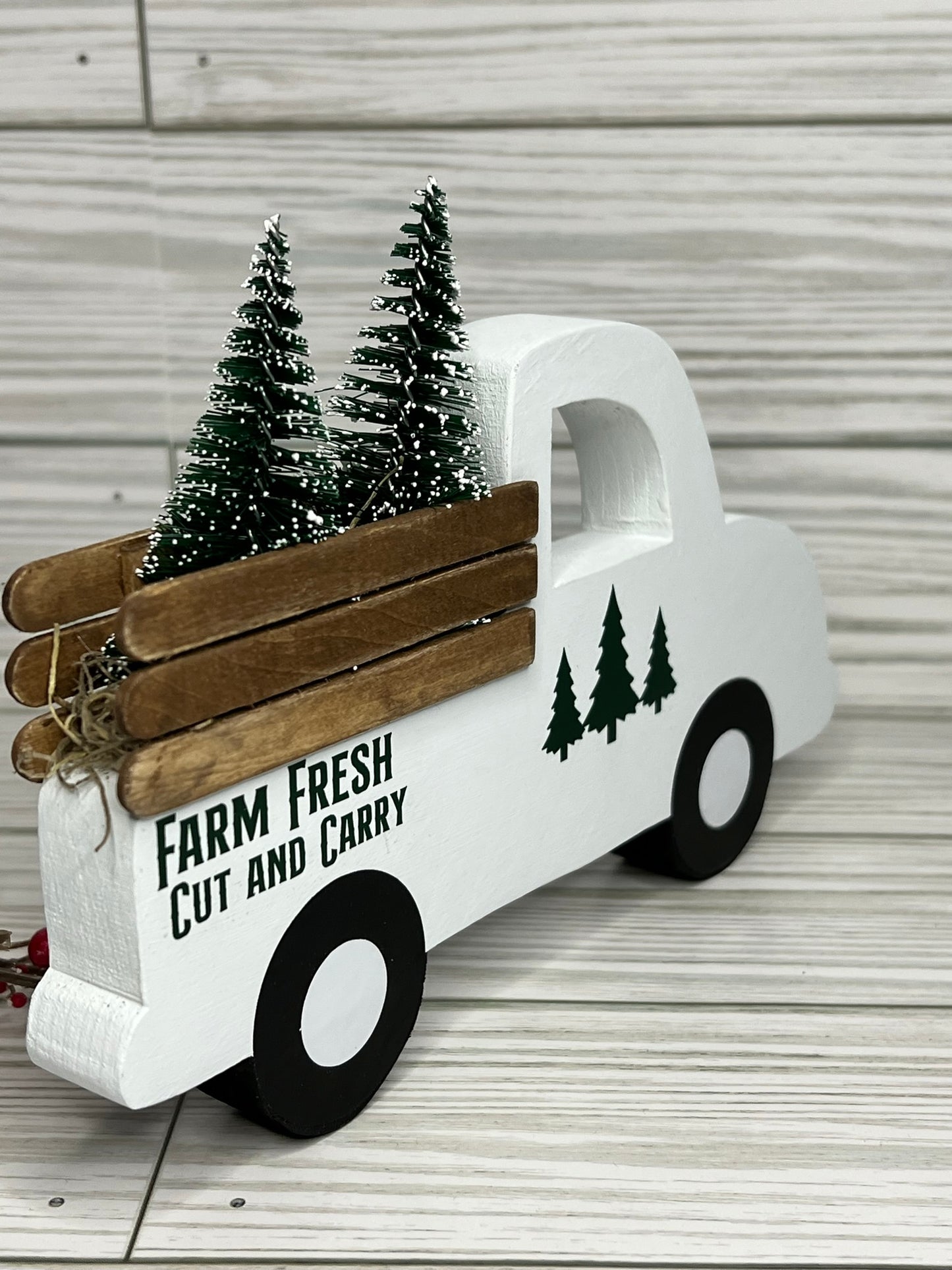 Christmas Tree Farm Truck White/Green