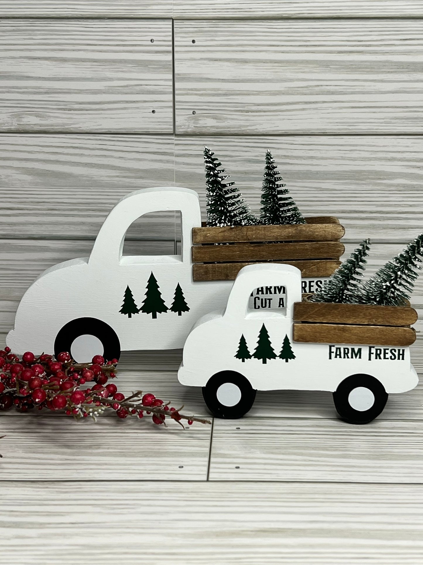Christmas Tree Farm Truck White/Green